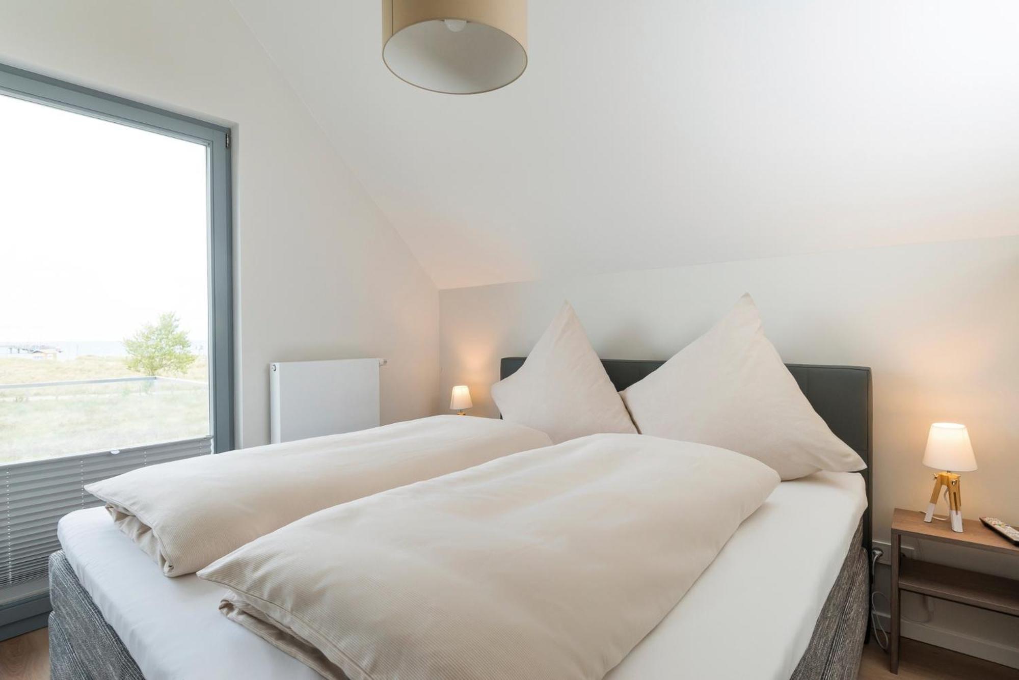 Ostsee - Reetdachhaus Nr 36 "Warder" Im Strand Resort Heiligenhafen Exteriör bild